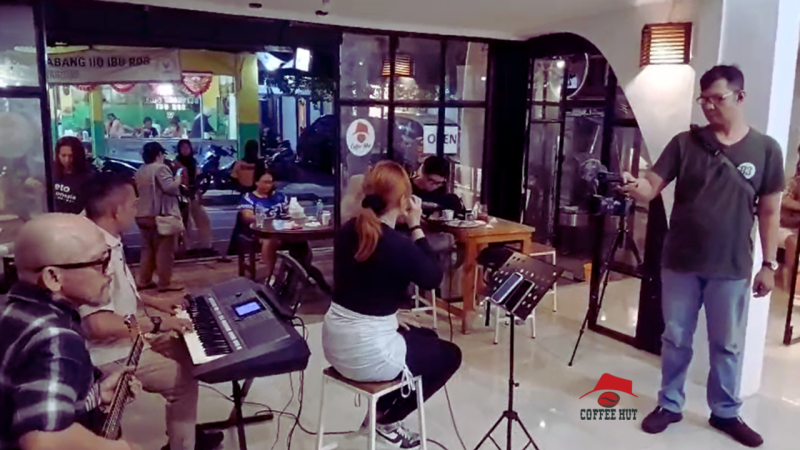 Kegiatan Live Musik bersama Coffeehut di Beto Indonesia. (foto-ist)