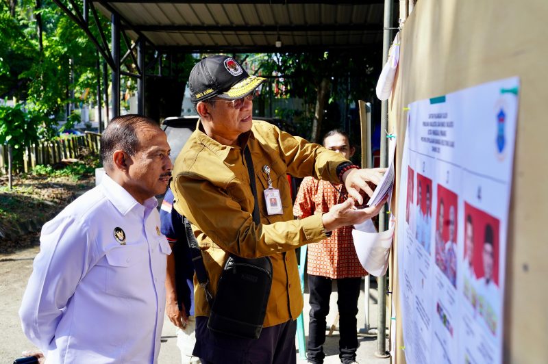 Deputi Bidang Koordinasi Politik Dalam Negeri Kemenko Polkam Mayjen TNI Heri Wiranto selaku Ketua Desk Koordinasi Pilkada Serentak