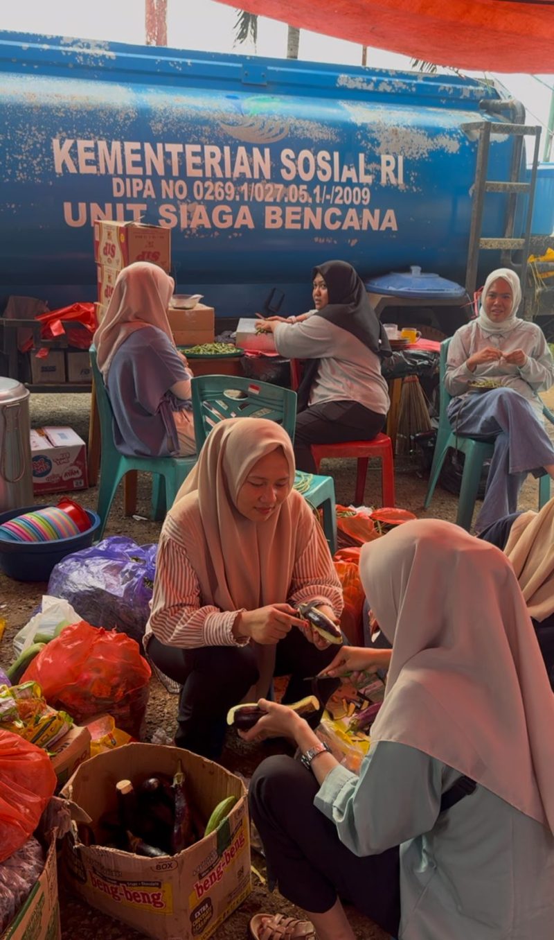 Kemensos salurkan bantuan bencana