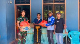 Keterangan foto:


Kementerian Sosial RI melalui Tagana dan Sentra Efata Kupang menyalurkan bantuan logistik serta menyiapkan dapur umum lapangan bagi korban banjir bandang di Kabupaten Nagekeo, NTT, Minggu (14/9/2025). Hingga saat ini, Kemensos telah menyalurkan bantuan senilai Rp644,3 juta dan memastikan kebutuhan dasar masyarakat terdampak terpenuhi.


Foto: Dokumentasi Dit PSKBA