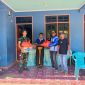 Keterangan foto:


Kementerian Sosial RI melalui Tagana dan Sentra Efata Kupang menyalurkan bantuan logistik serta menyiapkan dapur umum lapangan bagi korban banjir bandang di Kabupaten Nagekeo, NTT, Minggu (14/9/2025). Hingga saat ini, Kemensos telah menyalurkan bantuan senilai Rp644,3 juta dan memastikan kebutuhan dasar masyarakat terdampak terpenuhi.


Foto: Dokumentasi Dit PSKBA