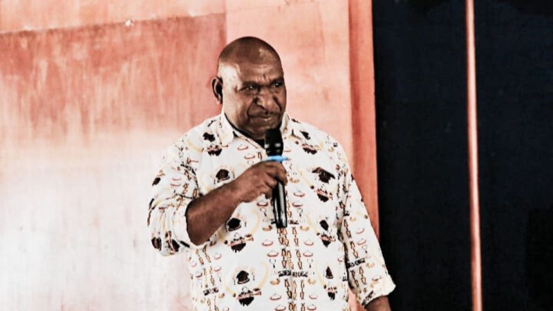 Asisten I Setda Kab. Pegunungan Bintang, Nikolaus Uropmabin, S.IP,M.Si. (foto-tim)