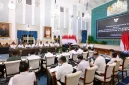 Presiden Prabowo Subianto memberikan pengarahan kepada Kepala Daerah se-Papua serta Komite Eksekutif Percepatan Pembangunan Otonomi Khusus Papua di Istana Negara, Jakarta, pada Selasa, 16 Desember 2025. Foto: BPMI Setpres/Rusman