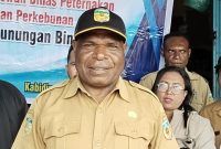 Plt Kepala Dinas Peternakan, Perikanan, dan Perkebunan, Libertus Uropmabin, SH